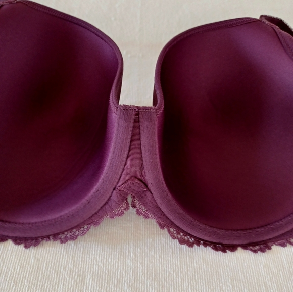 NWOT Wacoal Embrace Lace T-Shirt Bra, size 32DD - Picture 12 of 15